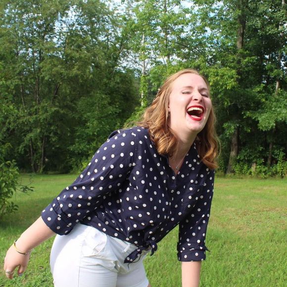 Meet your Posher, Emily paige - Picture 1 of 1